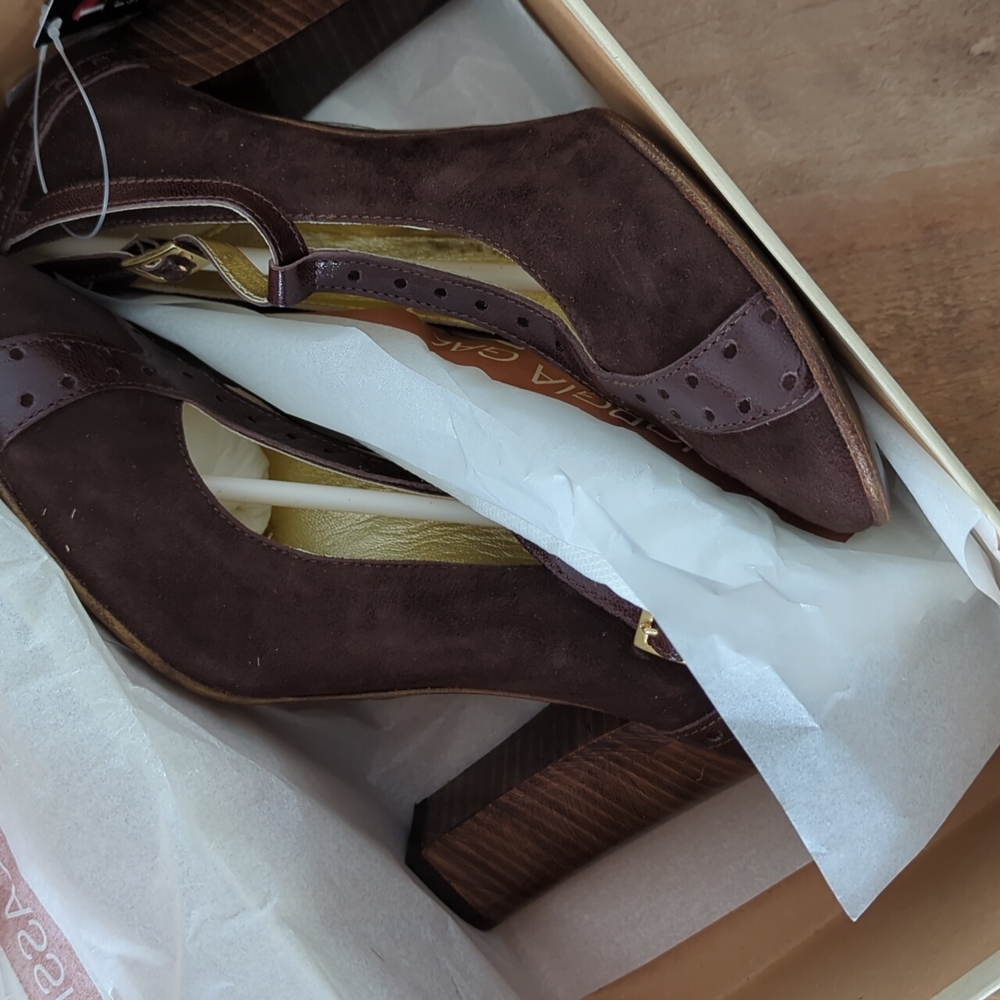🆕🌿GIORGIO GALASSI ITALIAN SUEDE PUMPS🌿 - Picture 6 of 16
